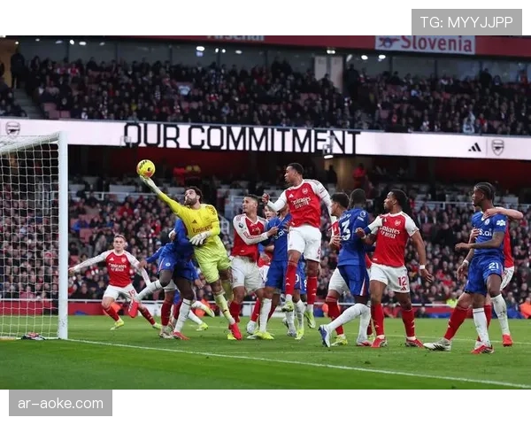 关键瞬间:科隆获得点球前,VAR长时间检查此前角球进攻中是否存在犯规